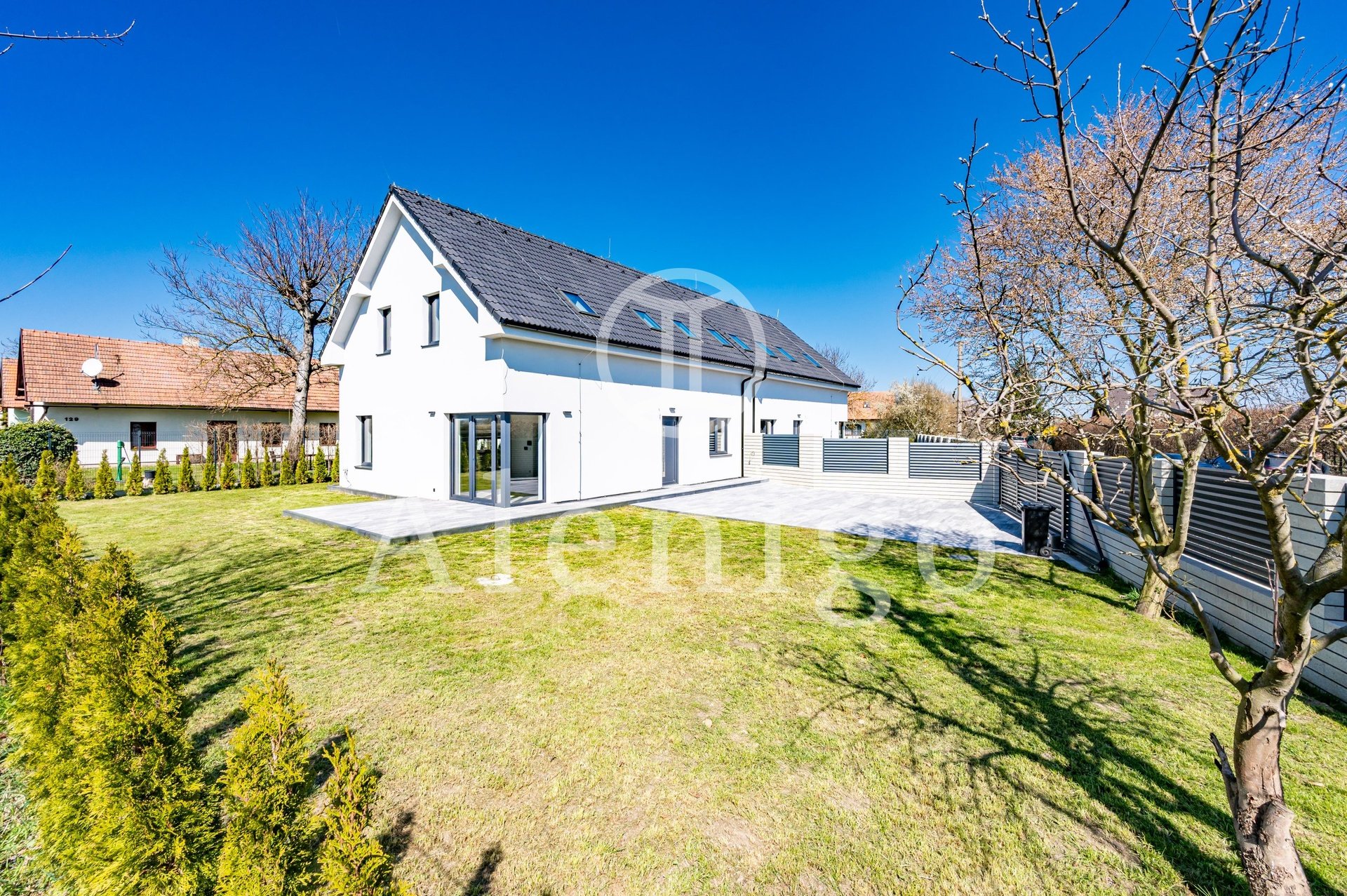 Prodej rodinného domu, 5+KK, 147m2, pozemek 438m2, Čachovice - Struhy