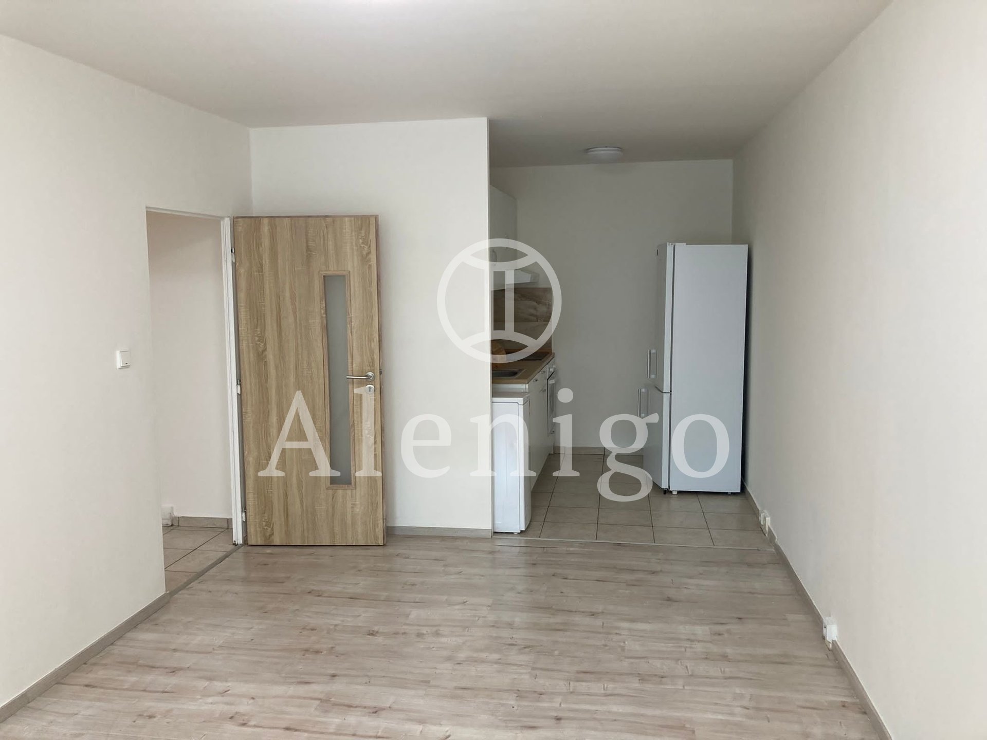 Pronájem bytu 2+KK, 44m2, ul. Blattného, Praha 5 - Stodůlky