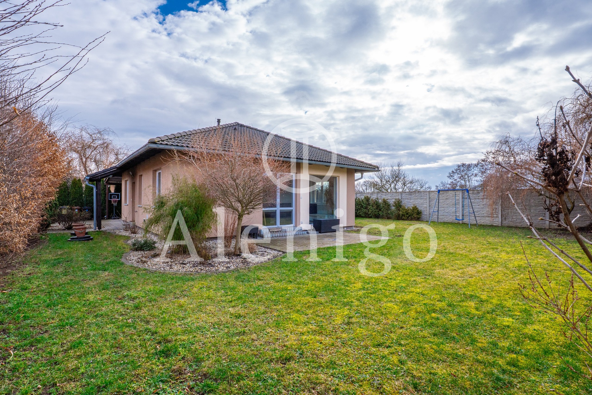 Prodej rodinného domu 90 m²,  s garáží  25m², pozemek 480 m², Kostelec nad Labem