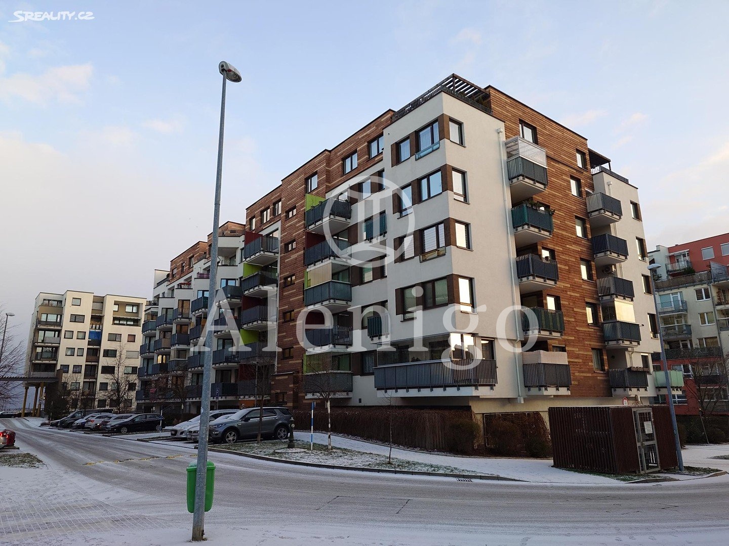 Prodej garážového stání 15 m², Zakšínská, Praha 9